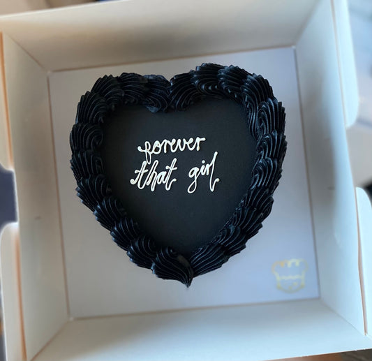 6inch Retro Round & Heart Cakes - Classic Flavours