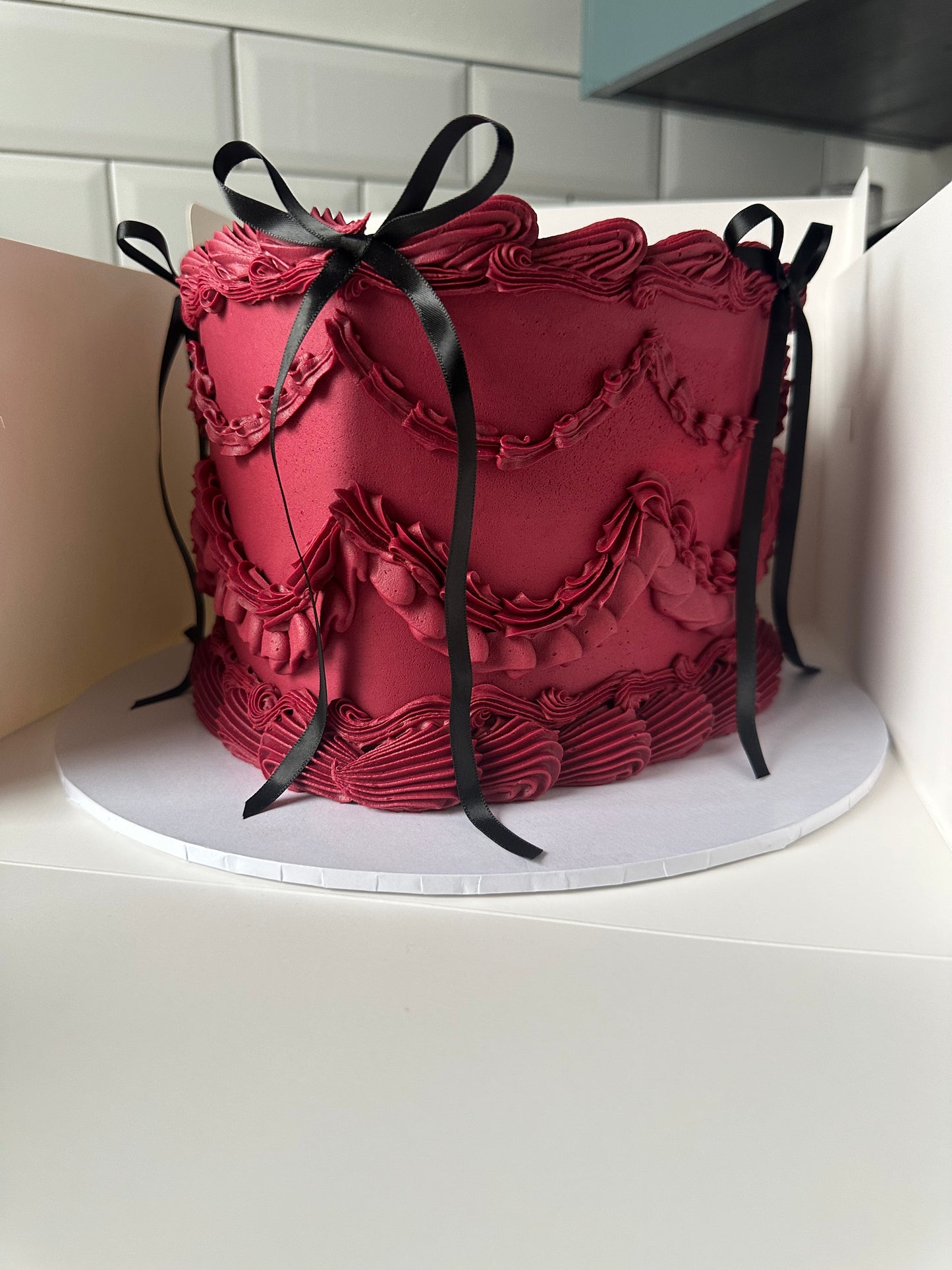Extra Piping with Bows
